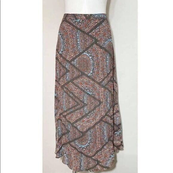 Lucy+ Laurel Skirt -  med - Picture 1 of 1